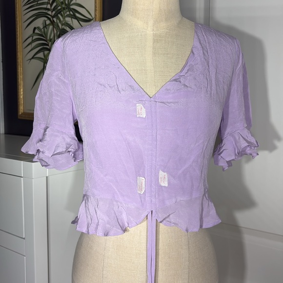 Cute cropped lavender blouse - Picture 4 of 7